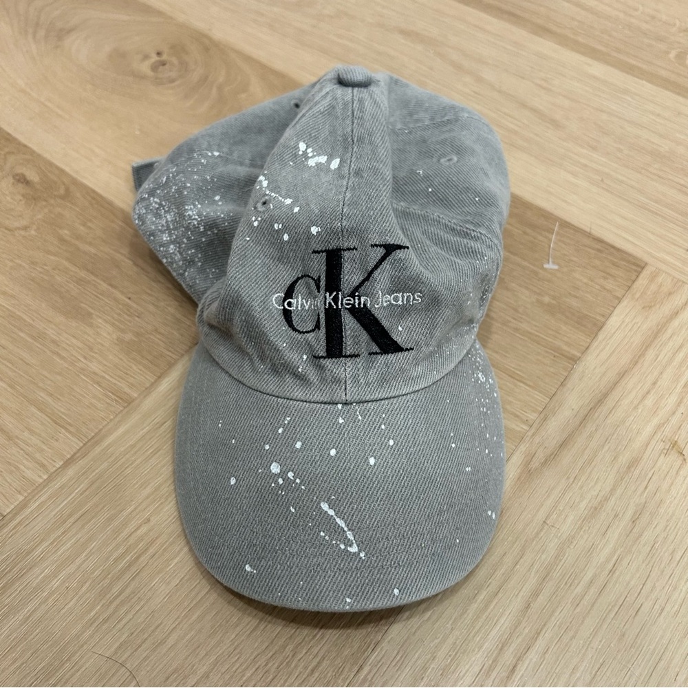 Calvin Klein hat